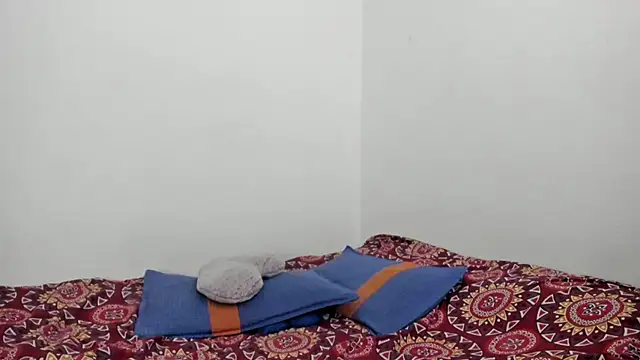 Nathaly love96 online show from December 27, 2024, 10:48 pm