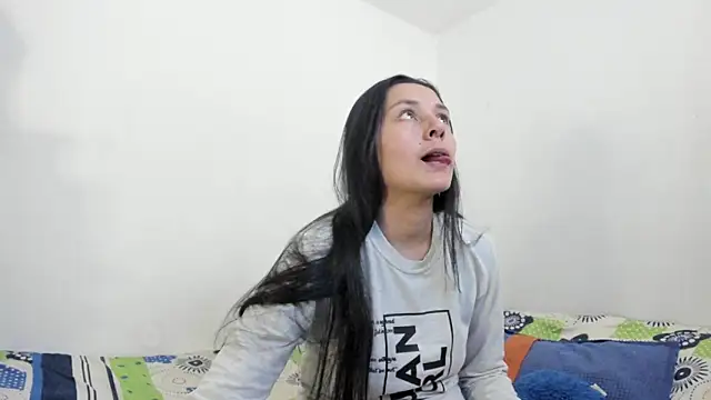 Nathaly love96 online show from January 20, 2025, 6:21 pm