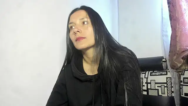 Nathaly love96 online show from June 7, 2026, 11:47 am
