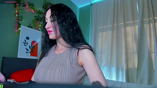 Snapshot of Margaret_Clark_ chatting on April 13, 2026, 11:27 am Margaret Clark online show from April 13, 2026, 11:27 am