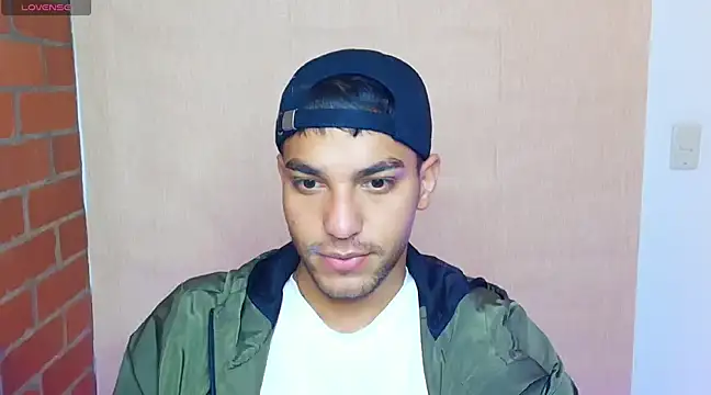 Leandro valenzuela online show from March 3, 2025, 2:48 pm