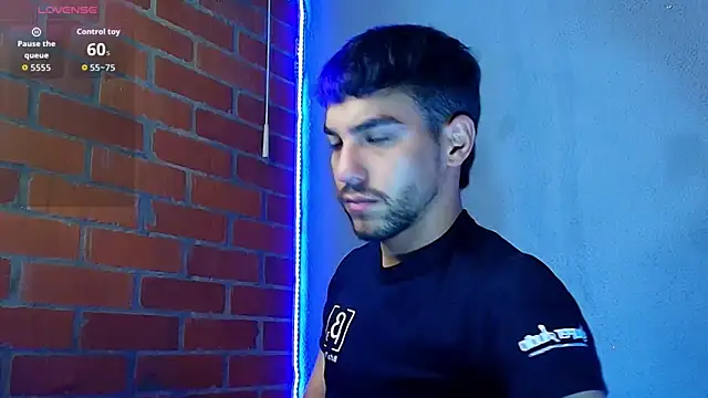 Leandro valenzuela online show from December 23, 2025, 12:08 am