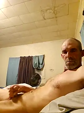 Snapshot of cassinova68 chatting on February 24, 2025, 1:13 am cassinova68 online show from February 24, 2025, 1:13 am