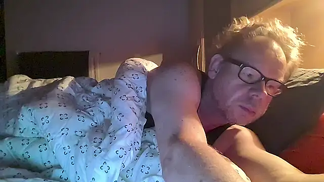 kinkyslet8 online show from October 9, 2025, 5:27 am