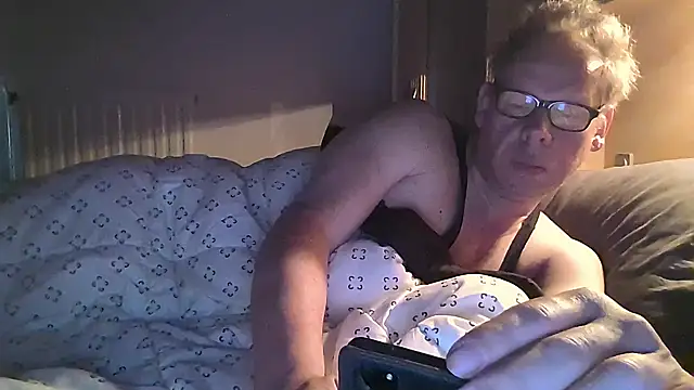 Snapshot of kinkyslet8 chatting on March 26, 2026, 8:09 am kinkyslet8 online show from March 26, 2026, 8:09 am