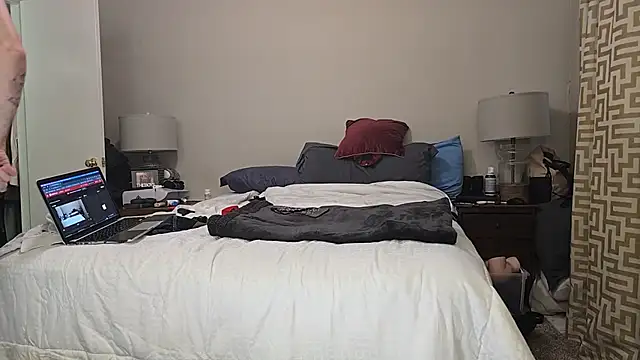 ChillzPnp online show from April 9, 2026, 9:42 pm