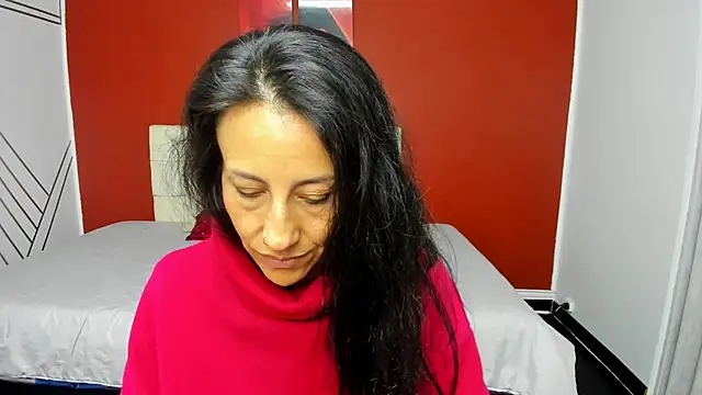 Snapshot of Abrillee1 chatting on December 27, 2024, 4:58 am Abrillee1 online show from December 27, 2024, 4:58 am