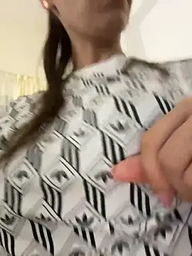 SpicySquad online show from July 16, 2026, 12:05 am
