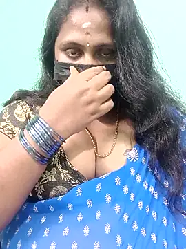 Snapshot of rithikka chatting on February 17, 2026, 4:24 pm rithikka online show from February 17, 2026, 4:24 pm