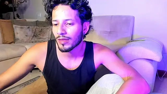 Nicholasrodrii online show from February 2, 2025, 11:00 pm