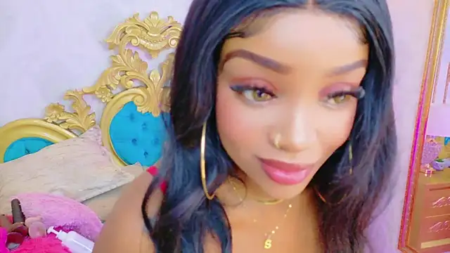 SalomeRestrepo online show from December 4, 2025, 4:33 am