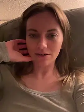 Snapshot of Milla__one chatting on March 13, 2025, 9:59 pm Milla  one online show from March 13, 2025, 9:59 pm