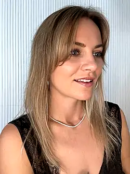 Snapshot of Milla__one chatting on September 18, 2025, 8:05 am Milla  one online show from September 18, 2025, 8:05 am