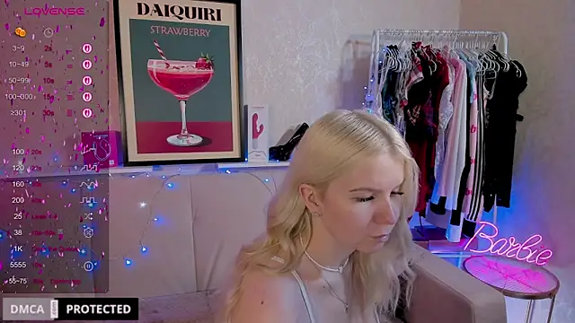 Tasty booty online show from November 12, 2025, 1:39 am