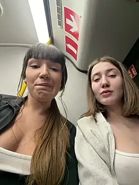 Sophie Avory online show from March 12, 2026, 5:19 pm