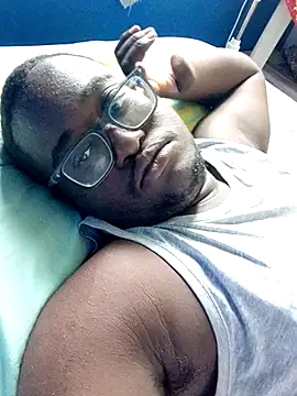 Snapshot of Jeanlaurent972 chatting on March 16, 2025, 1:49 pm Jeanlaurent972 online show from March 16, 2025, 1:49 pm