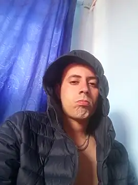97Alejo online show from January 17, 2025, 3:32 pm