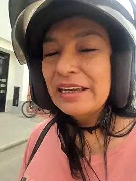 katysquirtdirty online show from September 25, 2025, 12:20 pm