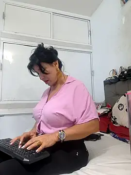 katysquirtdirty online show from May 23, 2026, 11:31 pm