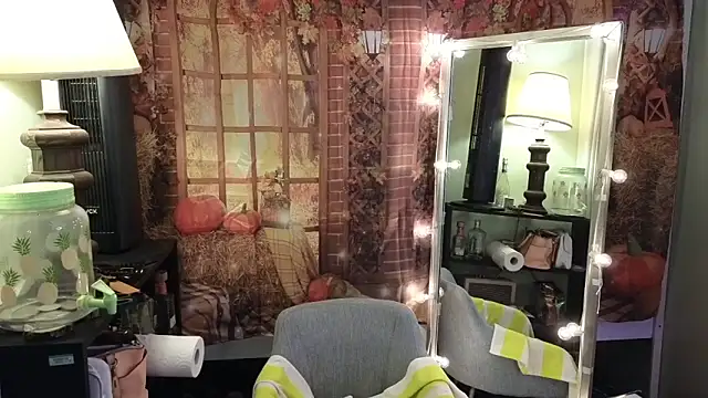 Snapshot of cunty_tranny_lydia chatting on December 16, 2024, 5:17 am cunty tranny lydia online show from December 16, 2024, 5:17 am