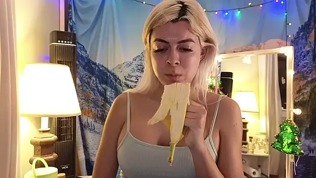 Snapshot of cunty_tranny_lydia chatting on December 18, 2024, 3:37 am cunty tranny lydia online show from December 18, 2024, 3:37 am