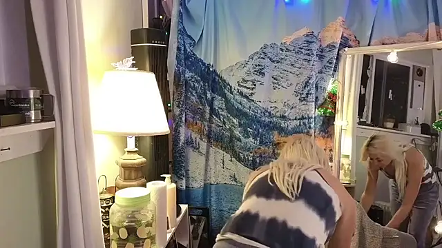 Snapshot of cunty_tranny_lydia chatting on January 20, 2025, 5:48 am cunty tranny lydia online show from January 20, 2025, 5:48 am