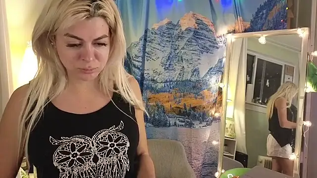 Snapshot of cunty_tranny_lydia chatting on February 3, 2025, 5:40 am cunty tranny lydia online show from February 3, 2025, 5:40 am