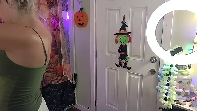 Snapshot of cunty_tranny_lydia chatting on October 11, 2025, 4:22 am cunty tranny lydia online show from October 11, 2025, 4:22 am