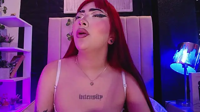 Snapshot of Mia_Rinn chatting on December 30, 2024, 4:40 pm Mia Rinn online show from December 30, 2024, 4:40 pm