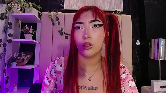Snapshot of Mia_Rinn chatting on January 21, 2025, 4:37 pm Mia Rinn online show from January 21, 2025, 4:37 pm