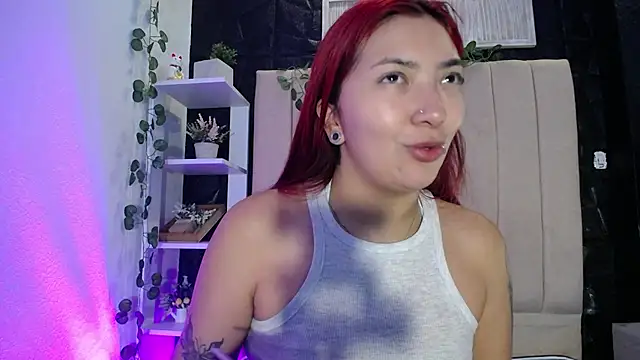Snapshot of Mia_Rinn chatting on January 22, 2025, 1:00 pm Mia Rinn online show from January 22, 2025, 1:00 pm
