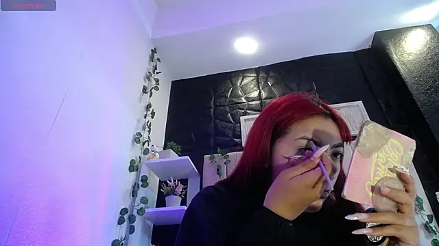 Snapshot of Mia_Rinn chatting on January 28, 2025, 1:27 pm Mia Rinn online show from January 28, 2025, 1:27 pm