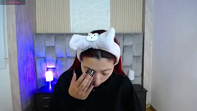 Snapshot of Mia_Rinn chatting on September 10, 2025, 1:11 pm Mia Rinn online show from September 10, 2025, 1:11 pm