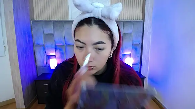 Snapshot of Mia_Rinn chatting on September 18, 2025, 2:41 pm Mia Rinn online show from September 18, 2025, 2:41 pm