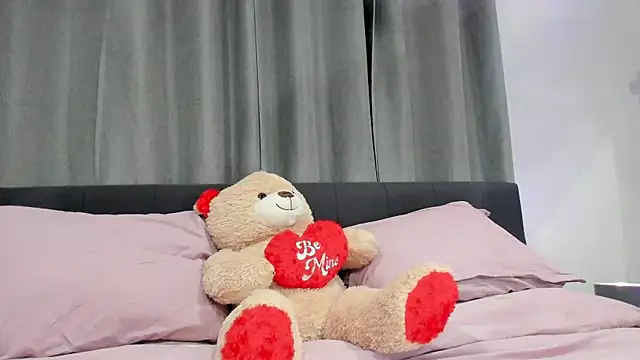 longislandprincess online show from February 21, 2026, 9:43 am