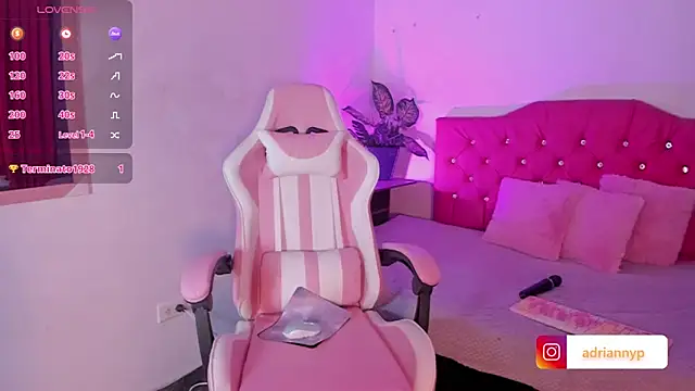 adriannyp 1 online show from December 12, 2024, 4:04 am