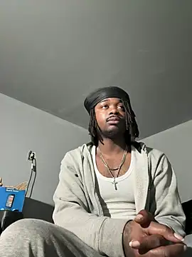 Snapshot of SluttyLyfe4L chatting on March 9, 2026, 10:19 am SluttyLyfe4L online show from March 9, 2026, 10:19 am