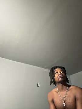 Snapshot of SluttyLyfe4L chatting on April 2, 2026, 10:46 am SluttyLyfe4L online show from April 2, 2026, 10:46 am