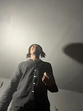 Snapshot of SluttyLyfe4L chatting on April 5, 2026, 8:17 pm SluttyLyfe4L online show from April 5, 2026, 8:17 pm