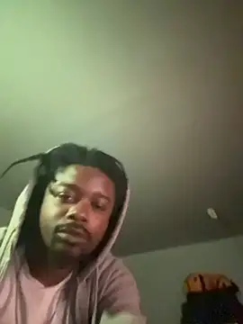 Snapshot of SluttyLyfe4L chatting on April 9, 2026, 5:29 am SluttyLyfe4L online show from April 9, 2026, 5:29 am