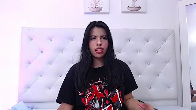 Snapshot of abelladanger_92 chatting on December 30, 2024, 8:58 pm abelladanger 92 online show from December 30, 2024, 8:58 pm