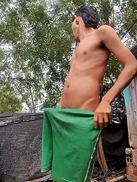 Snapshot of Valentinacuc chatting on February 8, 2026, 11:46 am Valentinacuc online show from February 8, 2026, 11:46 am