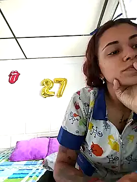 Snapshot of caroline0997 chatting on January 16, 2025, 6:27 pm caroline0997 online show from January 16, 2025, 6:27 pm