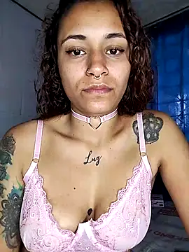 Snapshot of caroline0997 chatting on November 2, 2025, 8:22 pm caroline0997 online show from November 2, 2025, 8:22 pm