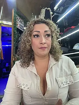 Katti Barrera online show from July 6, 2026, 8:11 pm