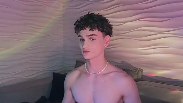 adam 21cm   online show from December 12, 2024, 6:53 pm