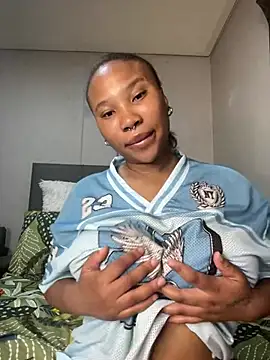 DrippinCaramelCutie online show from April 9, 2026, 9:42 pm