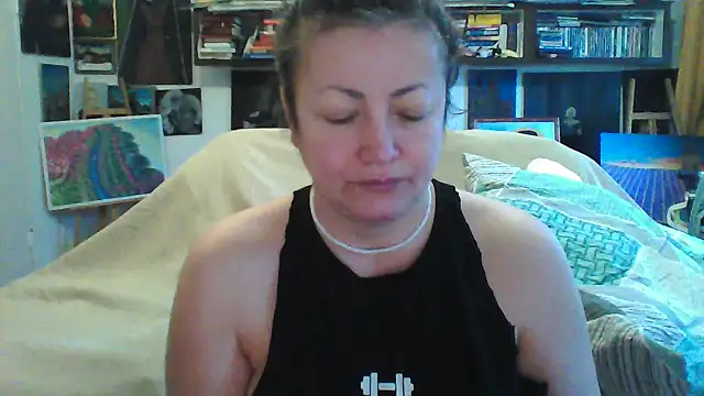 MariaAnaSunshine online show from February 9, 2026, 7:34 am