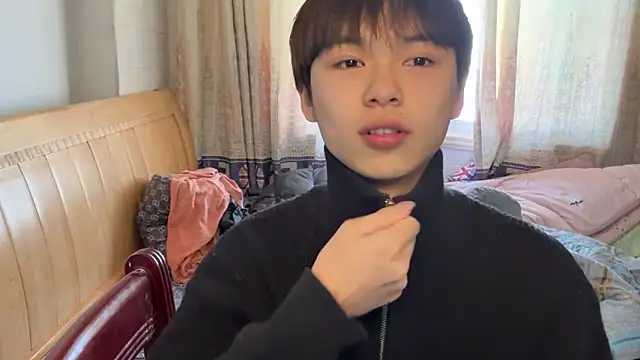 Snapshot of xiaottt1918 chatting on January 15, 2025, 6:01 am xiaottt1918 online show from January 15, 2025, 6:01 am