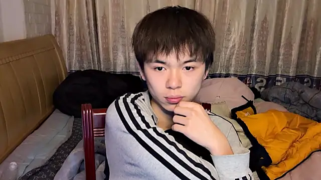 Snapshot of xiaottt1918 chatting on January 21, 2025, 1:43 pm xiaottt1918 online show from January 21, 2025, 1:43 pm